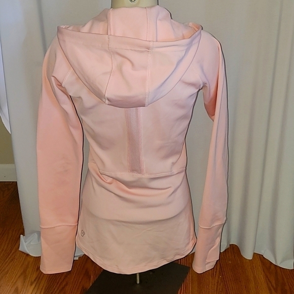 Puma Dri-Fit Athletic Wear - Picture 3 of 11